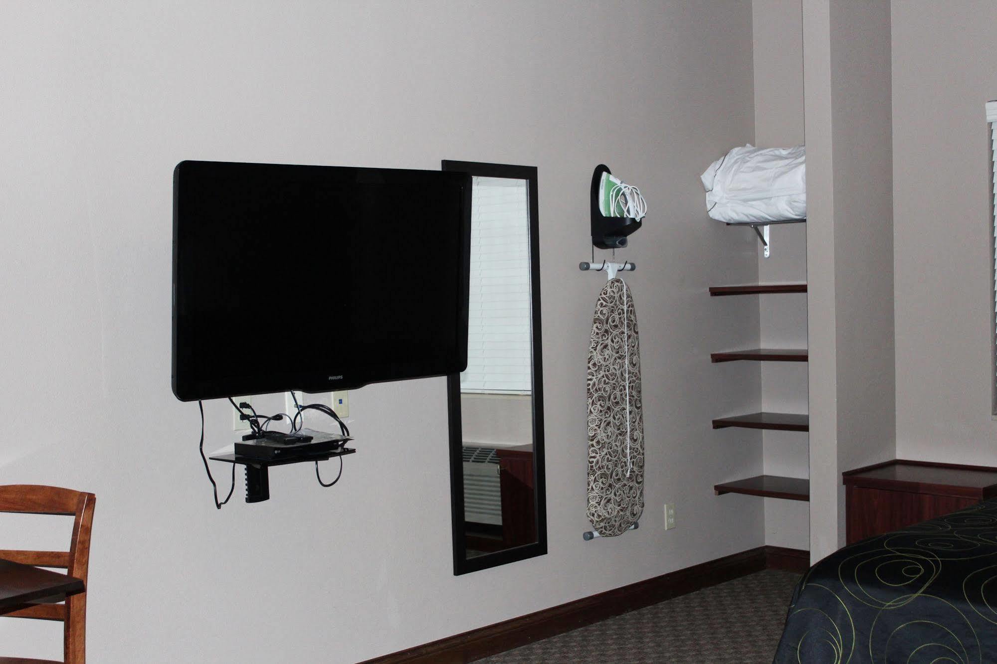 Bell'S Extended Stay And Suites Saint-Robert Exterior foto